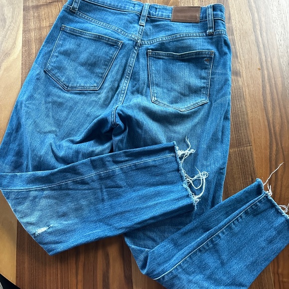 madewell high-rise slim boyjean distressed - Picture 9 of 9